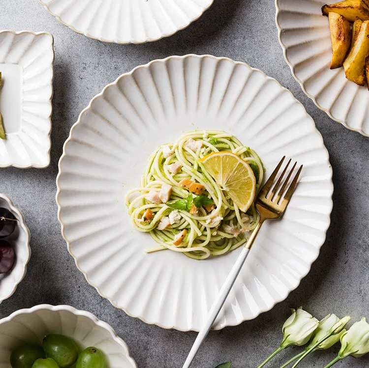 MONAZONE Antique Chrysanthemum Dish Ceramic Dishes Dinnerware Set