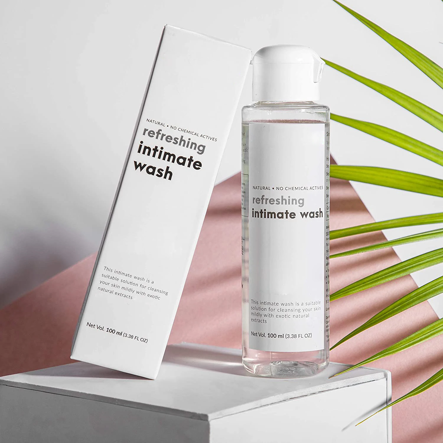 Натуральное освежающее средство для умывания женской влагалища от фирмы yoni gel wash