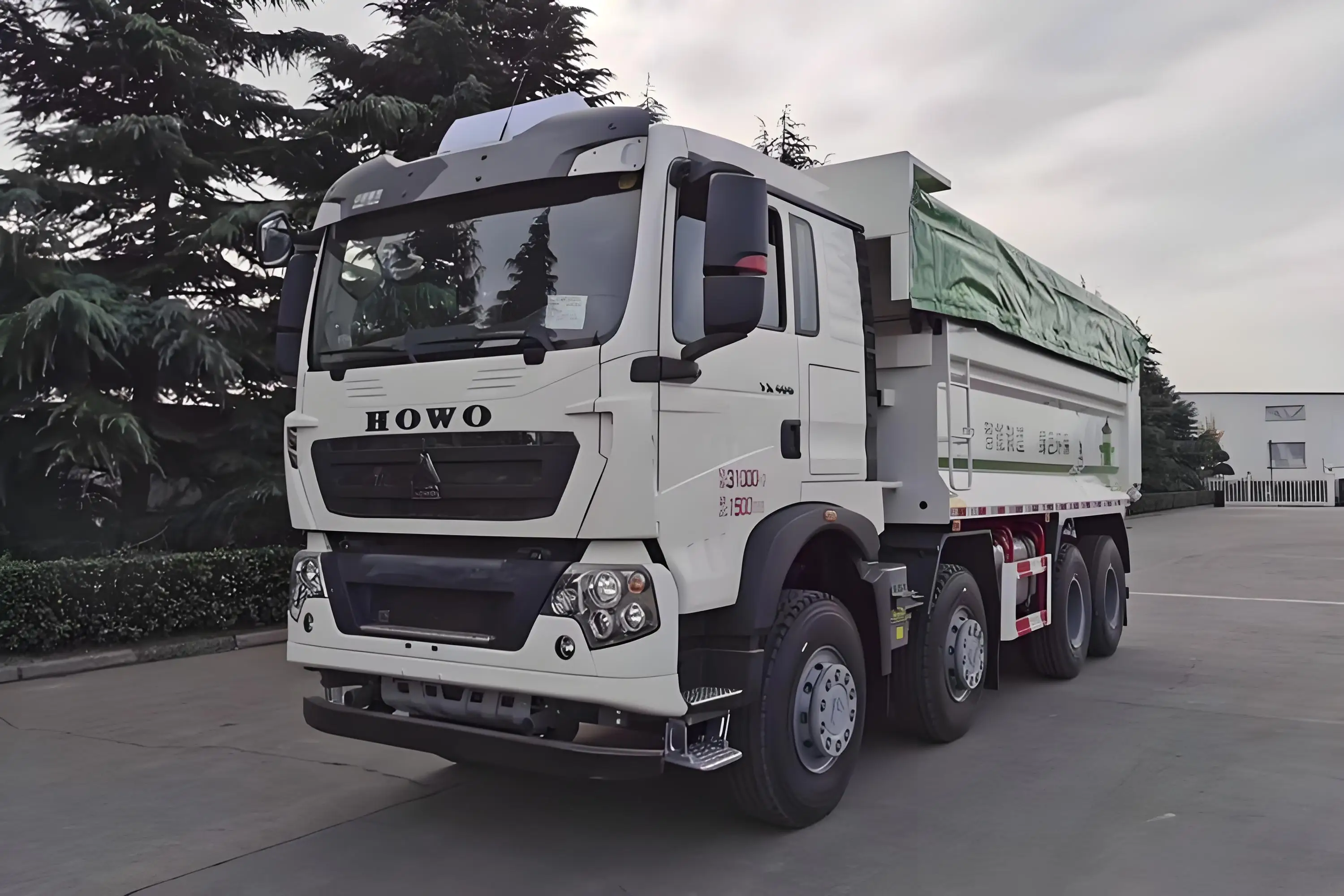 Sitrak C7h 40 Ton second hand 8x 4 12 Wheel New mini Howo 440 Horsepower Dump Truck For Sale