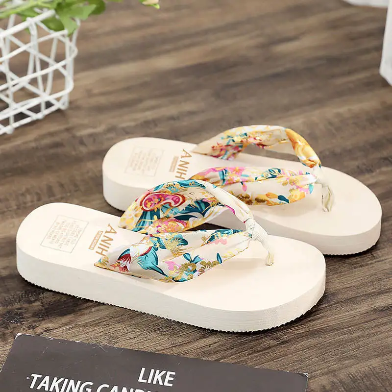 Wholesale Cheap Custom Logo Print Latest Rubber Women Pink Wedding Slipper Plain Flip Flops Ladies Outdoor Indoor Home Slippers