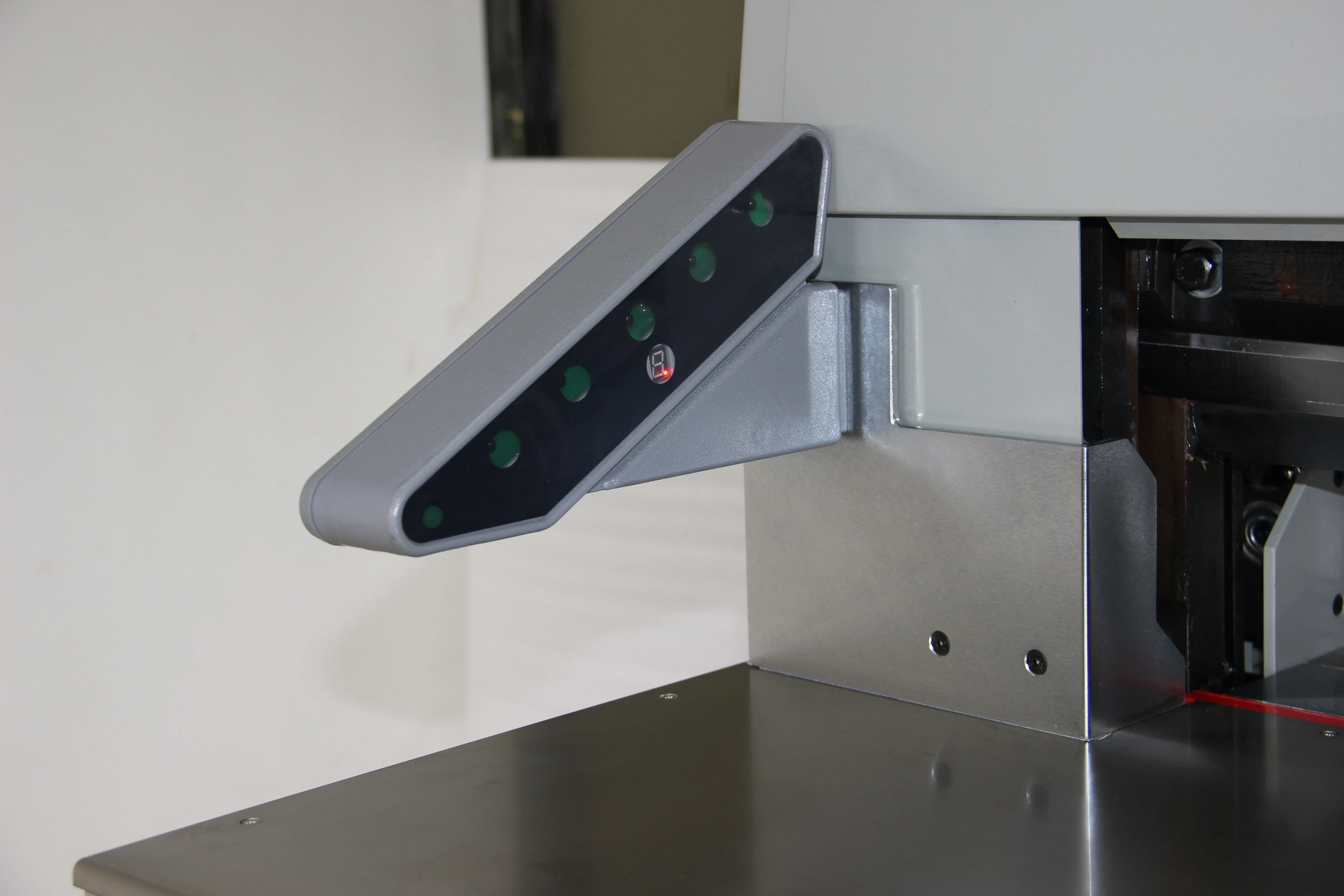 SG-7210PX new design best quality 720mm paper cutting machine