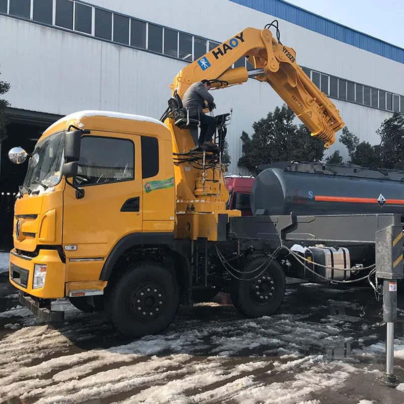 30 ton construction mobile hydraulic remote control knuckle boom china manipulator truck mounted crane for sale