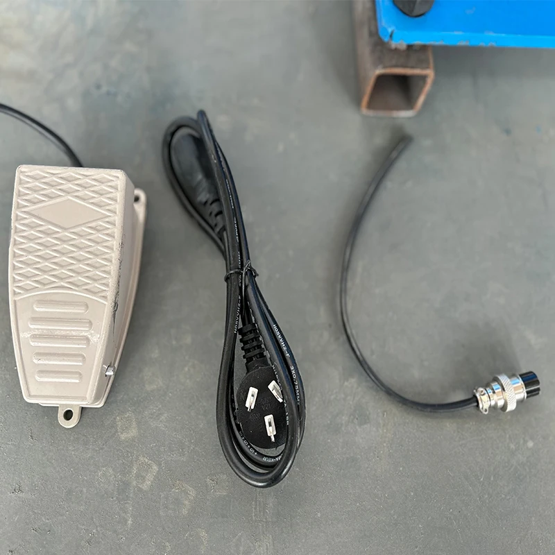 Self Adjustable Welding Pipe Rotator Rubber Roller Welding Rotator