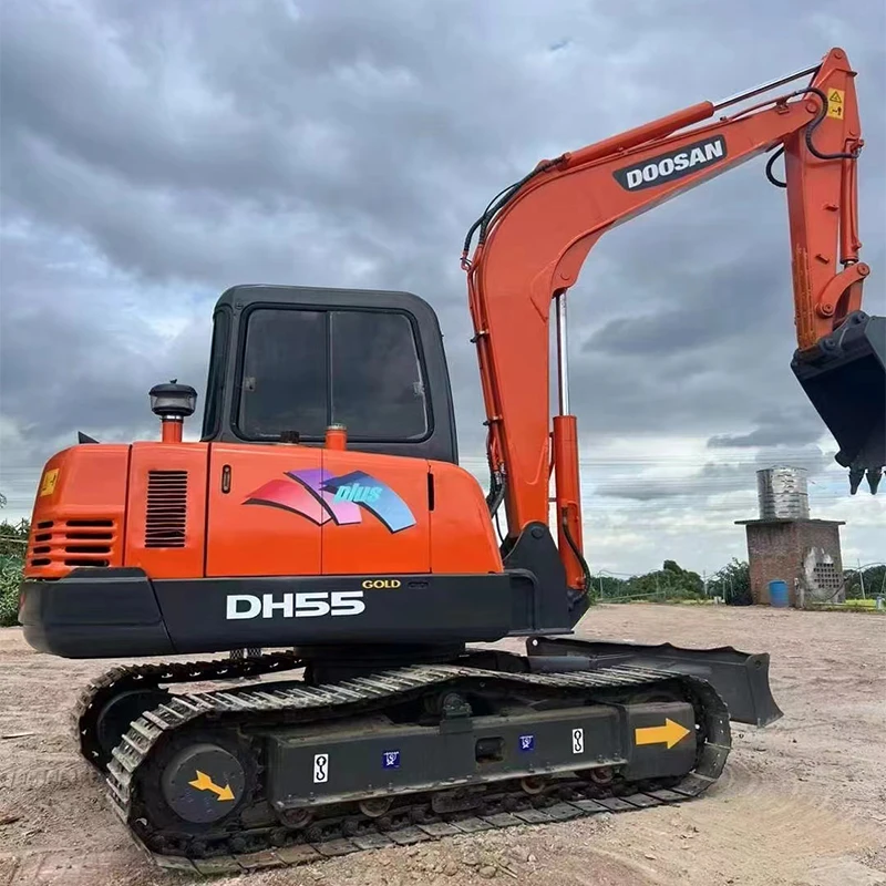 Original Korea Brand Doosan DH55 55 DX60 Excavator Used Mini 5Ton Excavator Second hand Digger Excavator In Good Condition