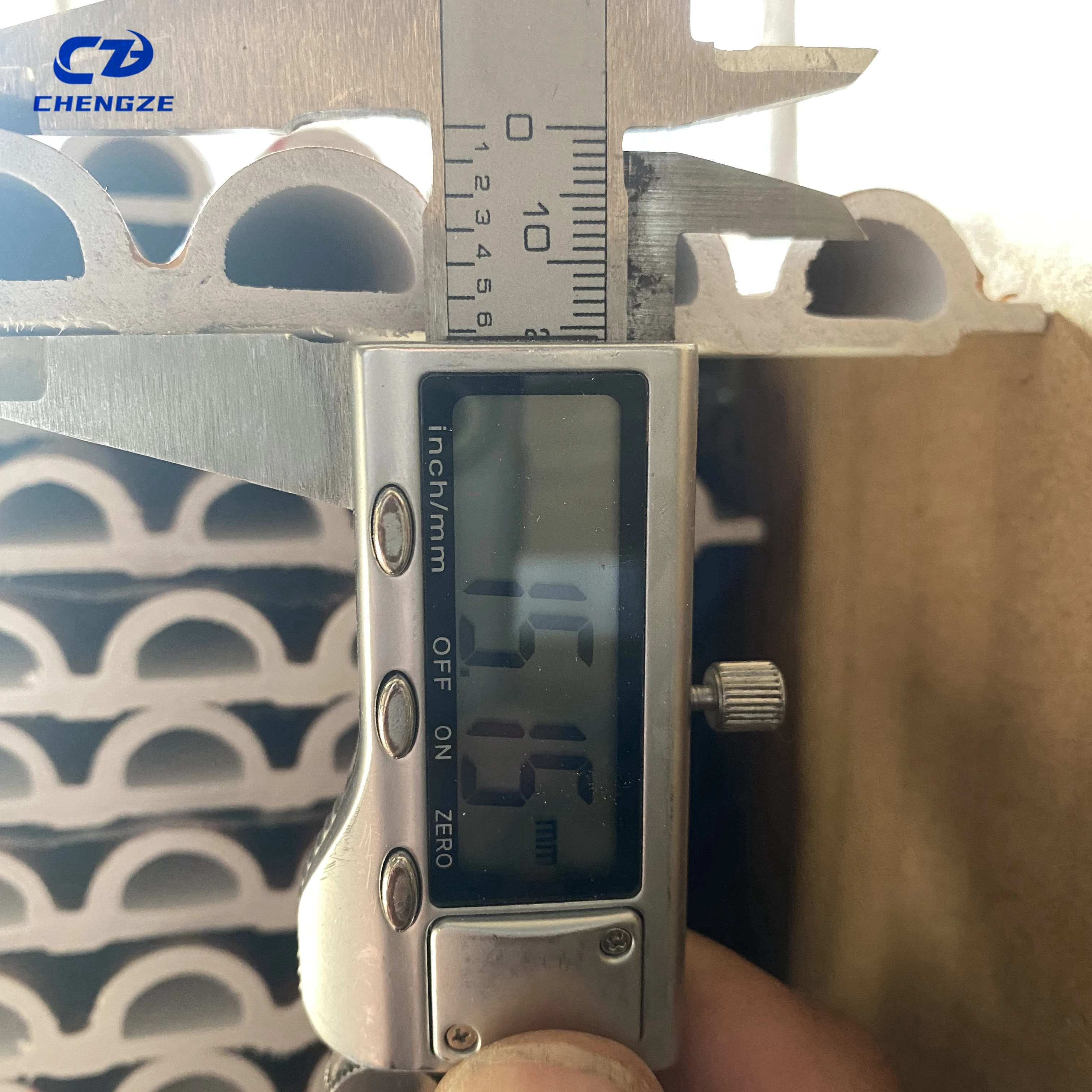 Chengze Indoor Wood Grain WPC Wall Panel Round Hole Fluted Cladding