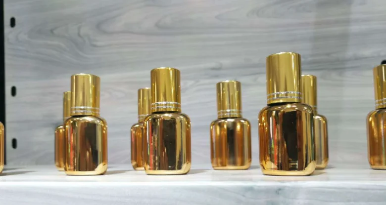 0.3s/0.5s/1s/2-3s fast dry lash glue black lashes Extension glue Private Label 6-8 weeks lasting eyelash glue