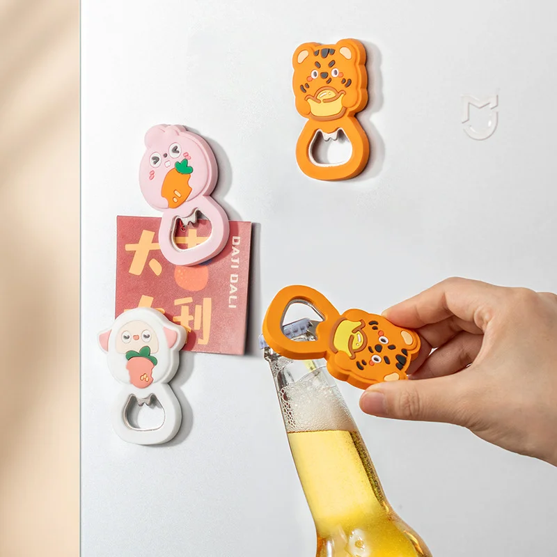 Bar Tools Kitchen Gadget Stainless Steel promotional product gift custom logo fridge magnet Magnetic bottle Beer Openers round