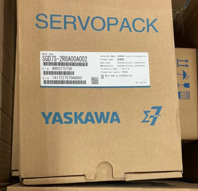 SGD7S-2R8A00A002  SGM7J-04AFC6S  original  new servo motor have stock