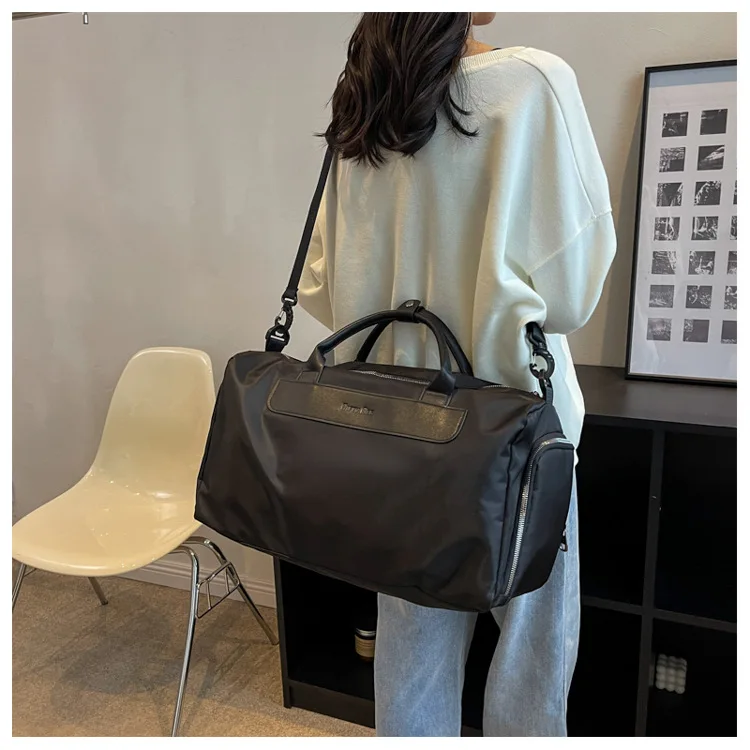 Manufacturers Direct Sales High Quality Custom Pattern Logo Large Capacity Sports Travel Bag Oxford Cloth Bag