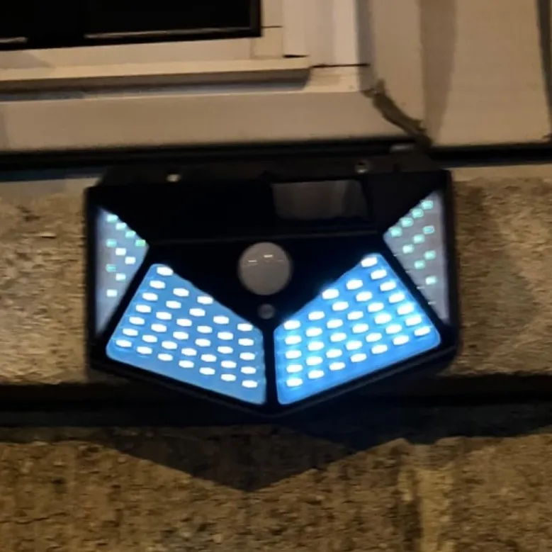 IP65 Waterproof home led solar light PIR motion sensor Outdoor lamp solar security wall light 100 led Solar Lights