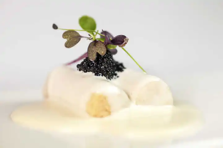 Black Spherika 340G Glass Jar 84% Lumpfish Roes Spanish Typical Slightly Salty Lumpfish Small Roes For Salads And Canapes