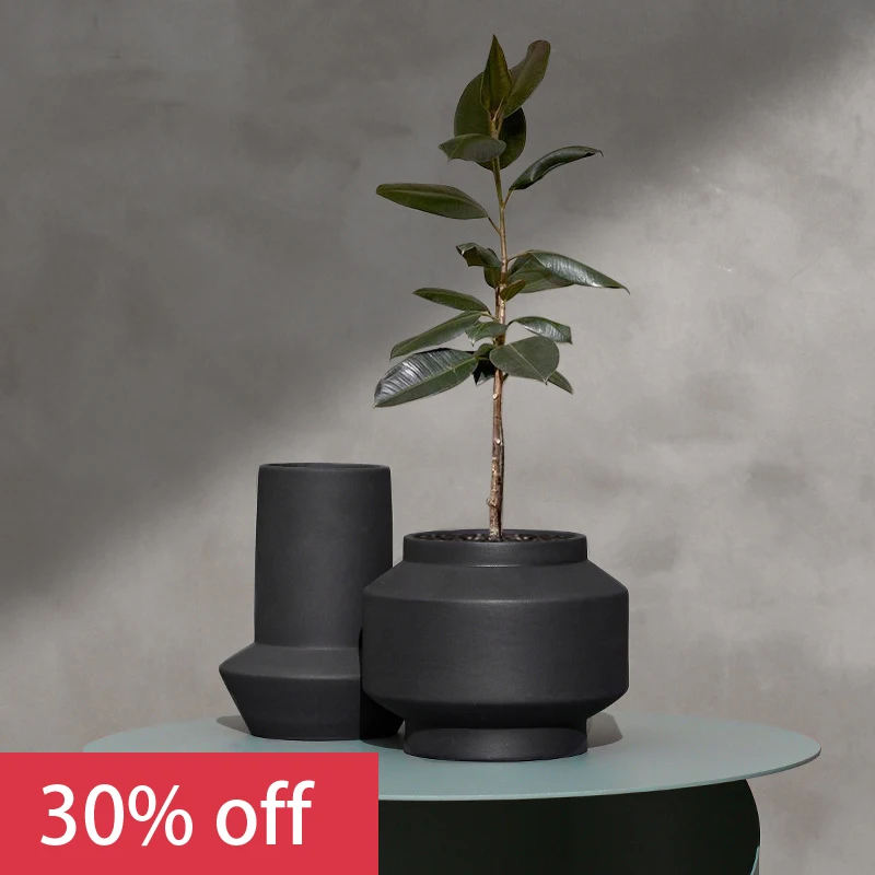 Home hotel ceramic decoration non glazed black vase nordic minimalist ceramic home decor vase