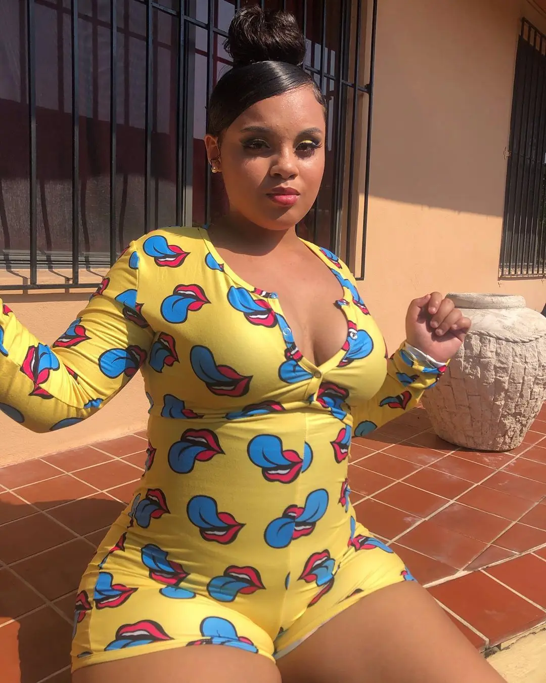 
Hot nightwear cotton fat women pyjama plus size deep v neckline long sleeve style romper onesie for women 