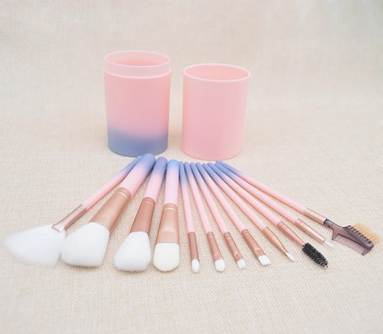 Custom Your Own Logo Low MOQ 12pcs/Box Rainbow Flat Oval Makeup Brush Set With Case