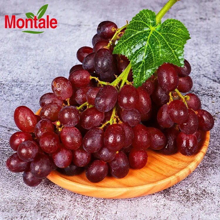 2022 100% natural Wholesale Fresh & Sweet red globe hot selling premium quality grapes fresh