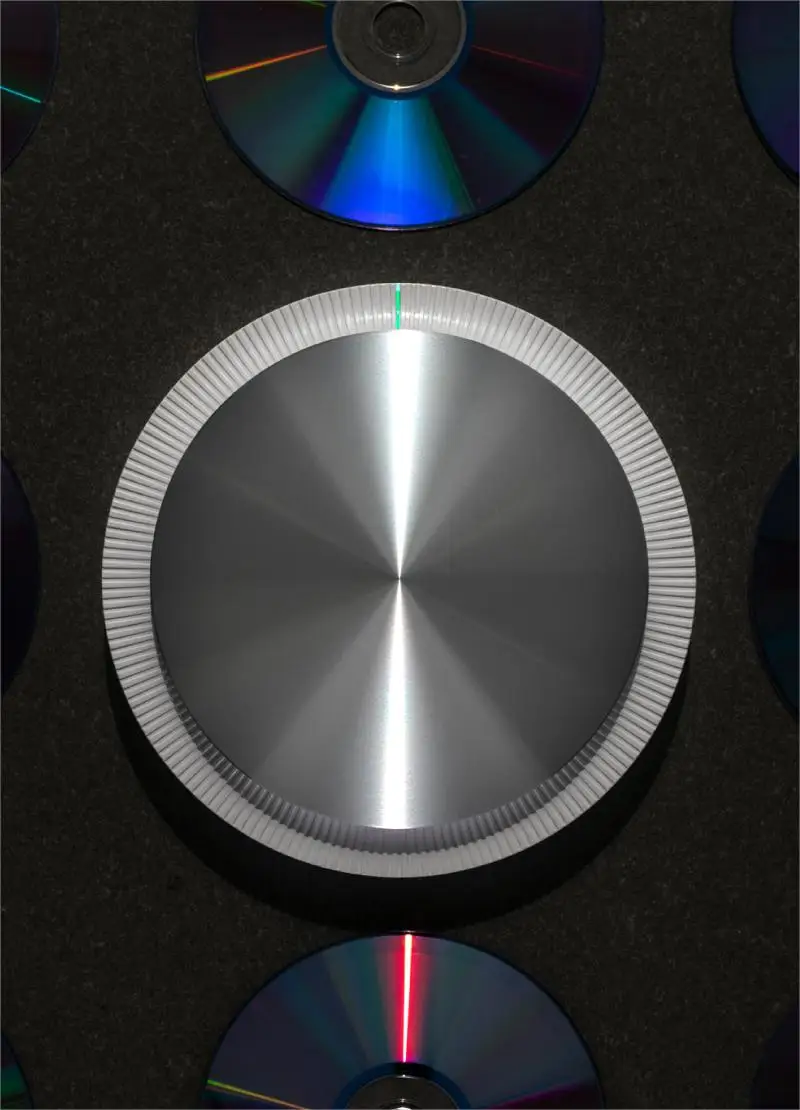 New Portable CD-R  CD-RW  Player Surround Sound FM Radio USB MP3 CD Player With Bluetooths