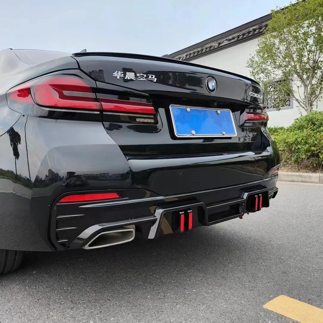 M5 Style Sport  Style Rear Bumper Lip Spoiler LED  Diffuser for BMW 5 Series G30 M Sport 2018-2022
