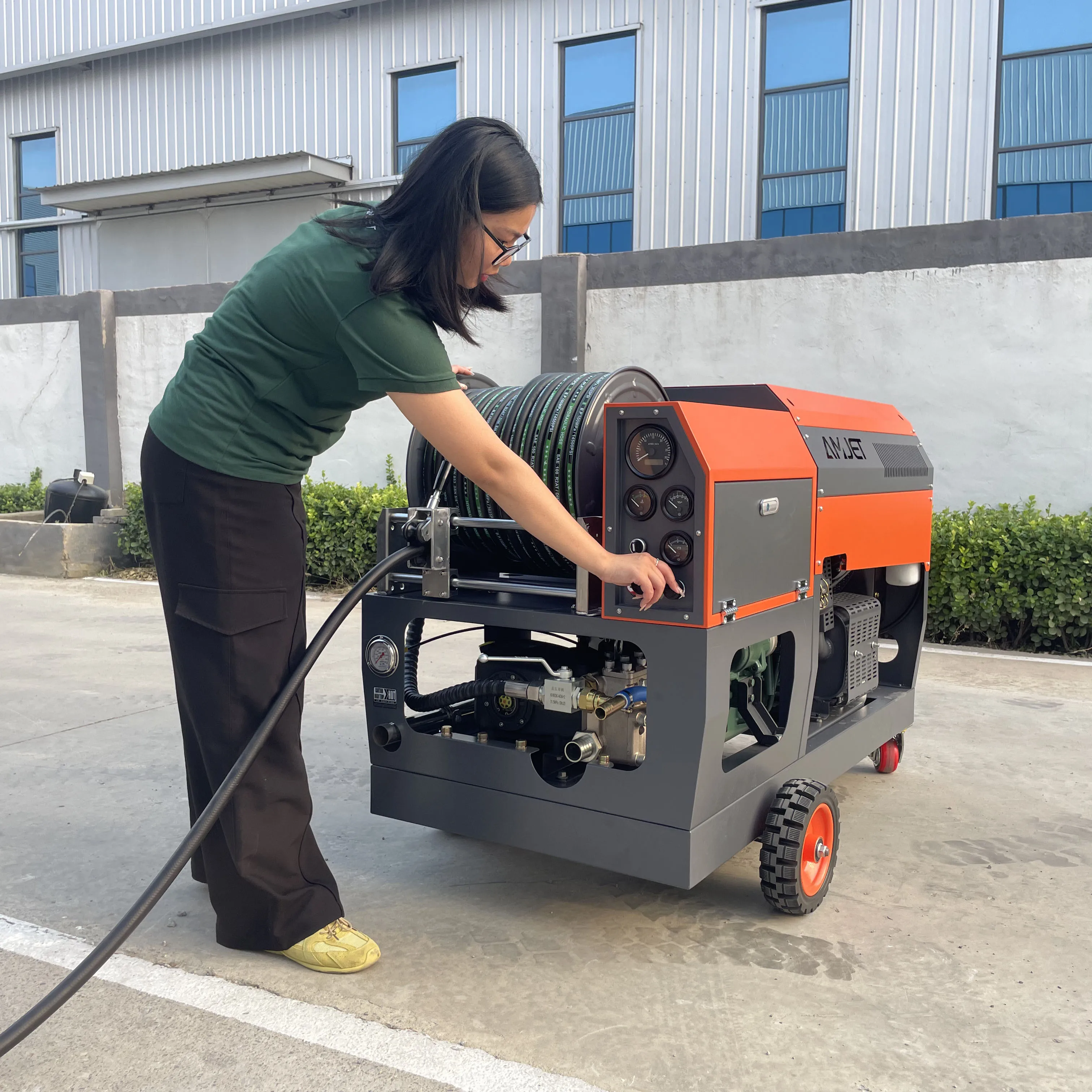 4350psi 300 бар струйная машина высокого давления для больших труб очистки в пределах 1000 мм