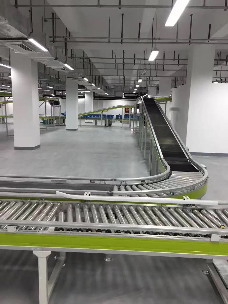 Warehouse Material Handling system roller conveyor system for products conveying