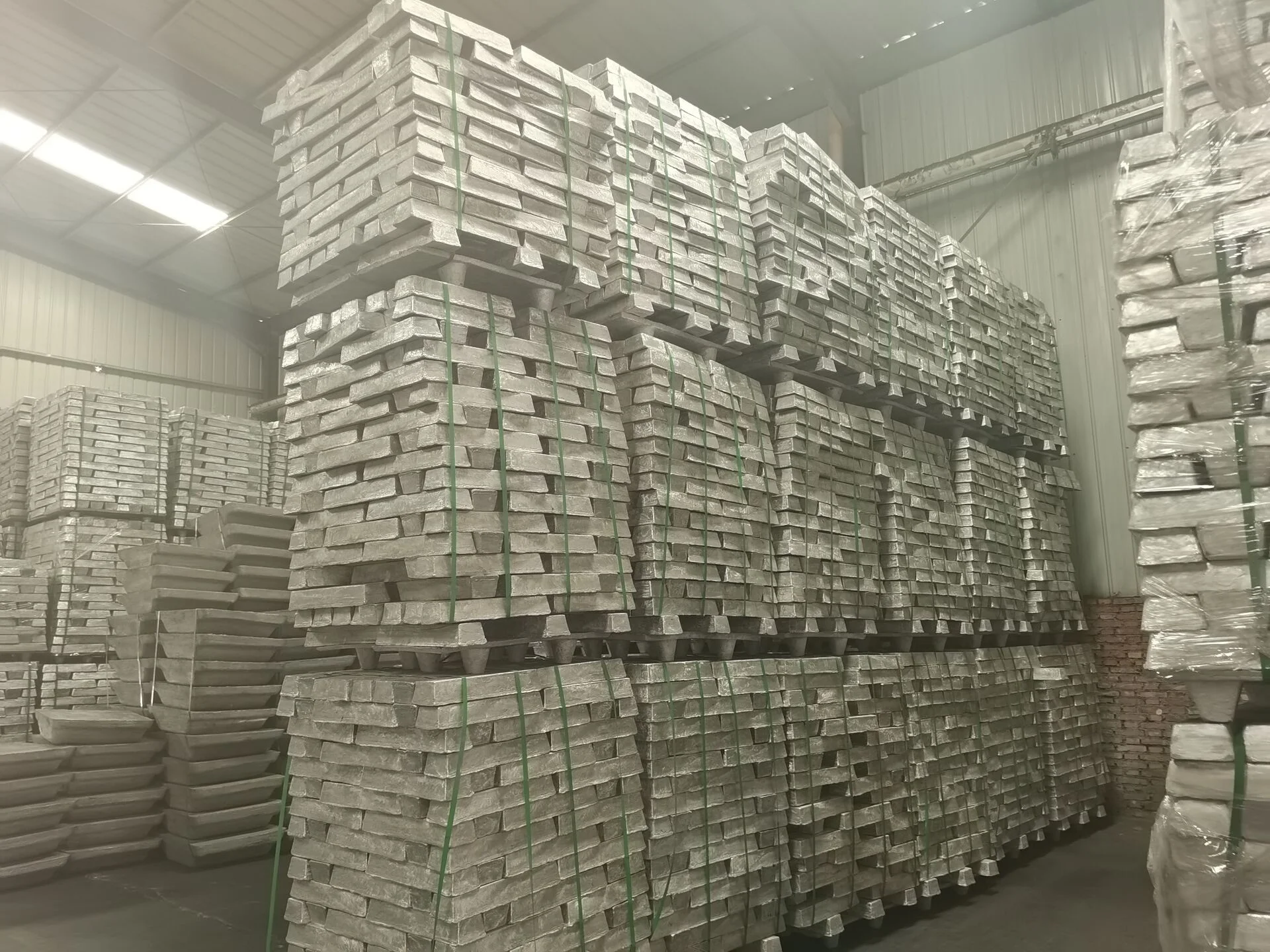 Высокая чистота высокое качество 99.99% чистый магний литейный металл