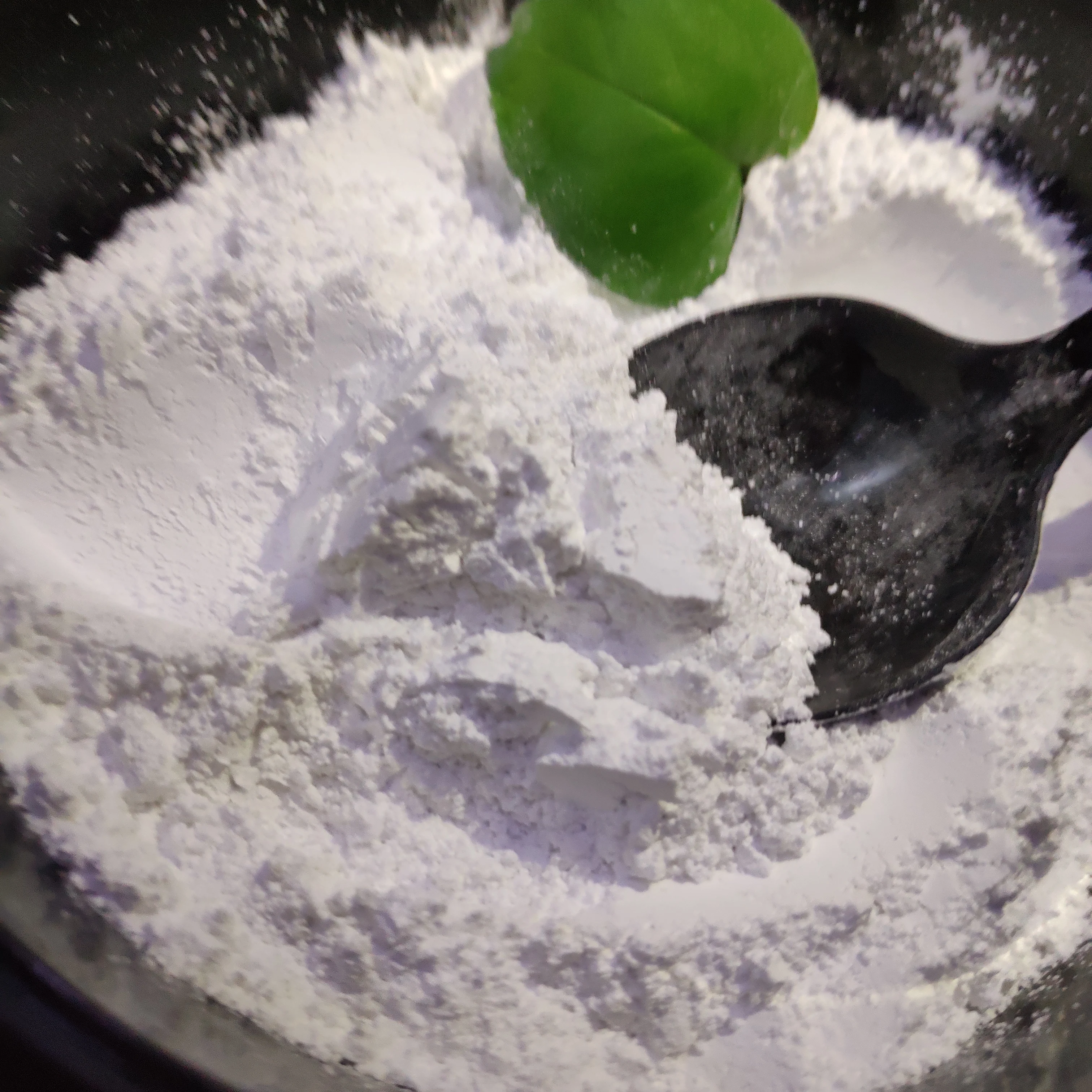 
Isoconazole nitrate CAS 24168-96-5 