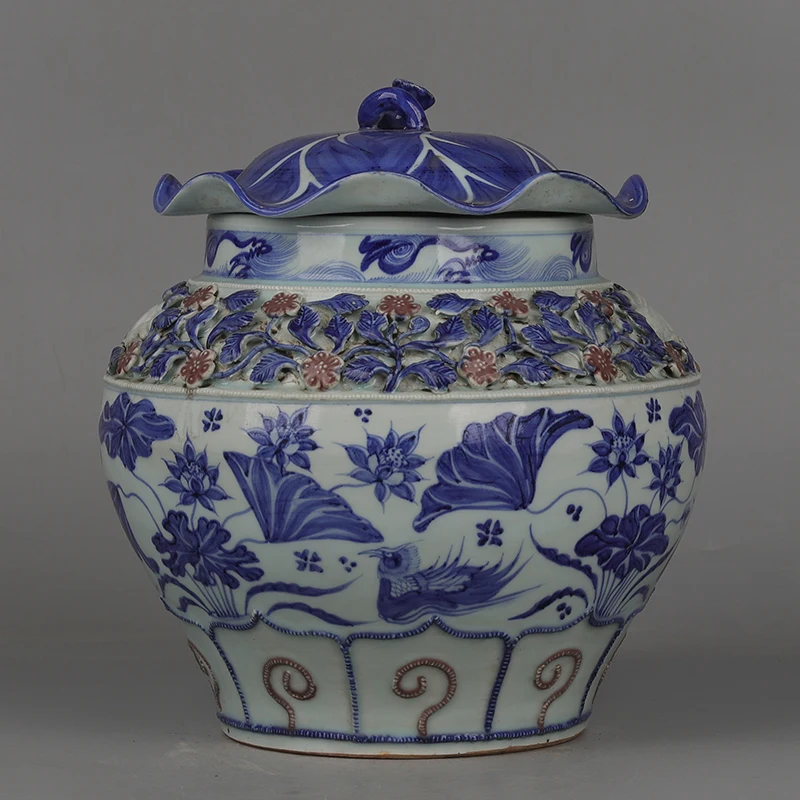 Chinese Antique Yuan Dynasty Blue and White Mandarin Duck Playing Water Pattern Lotus Leaf Lid Jar home decors ceramics vases