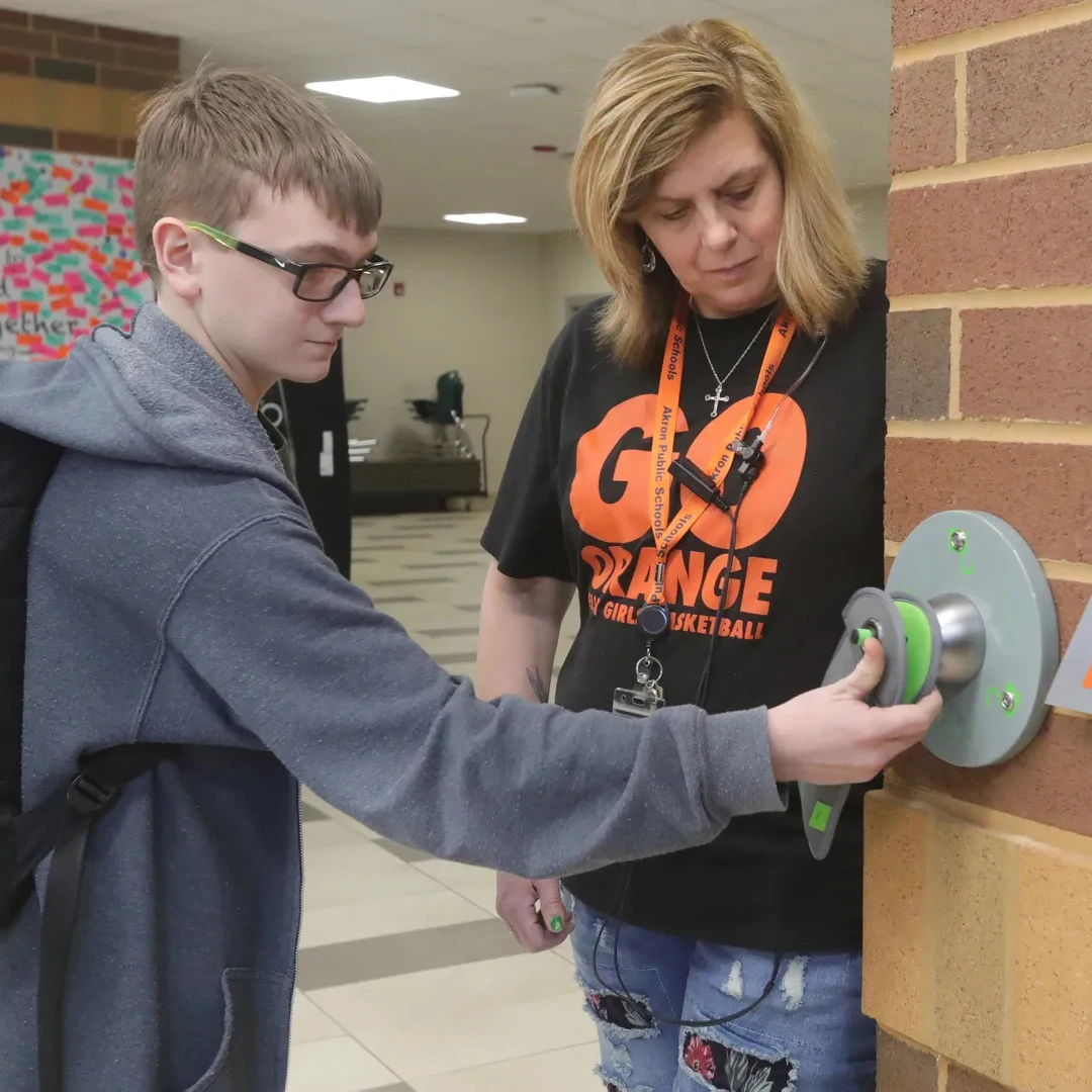 New Arrival Lockable Phone Pouch Anti Camera Magnetic Phone Security Bag No Photo  Lockable Cell Phone Pouches For Wedding