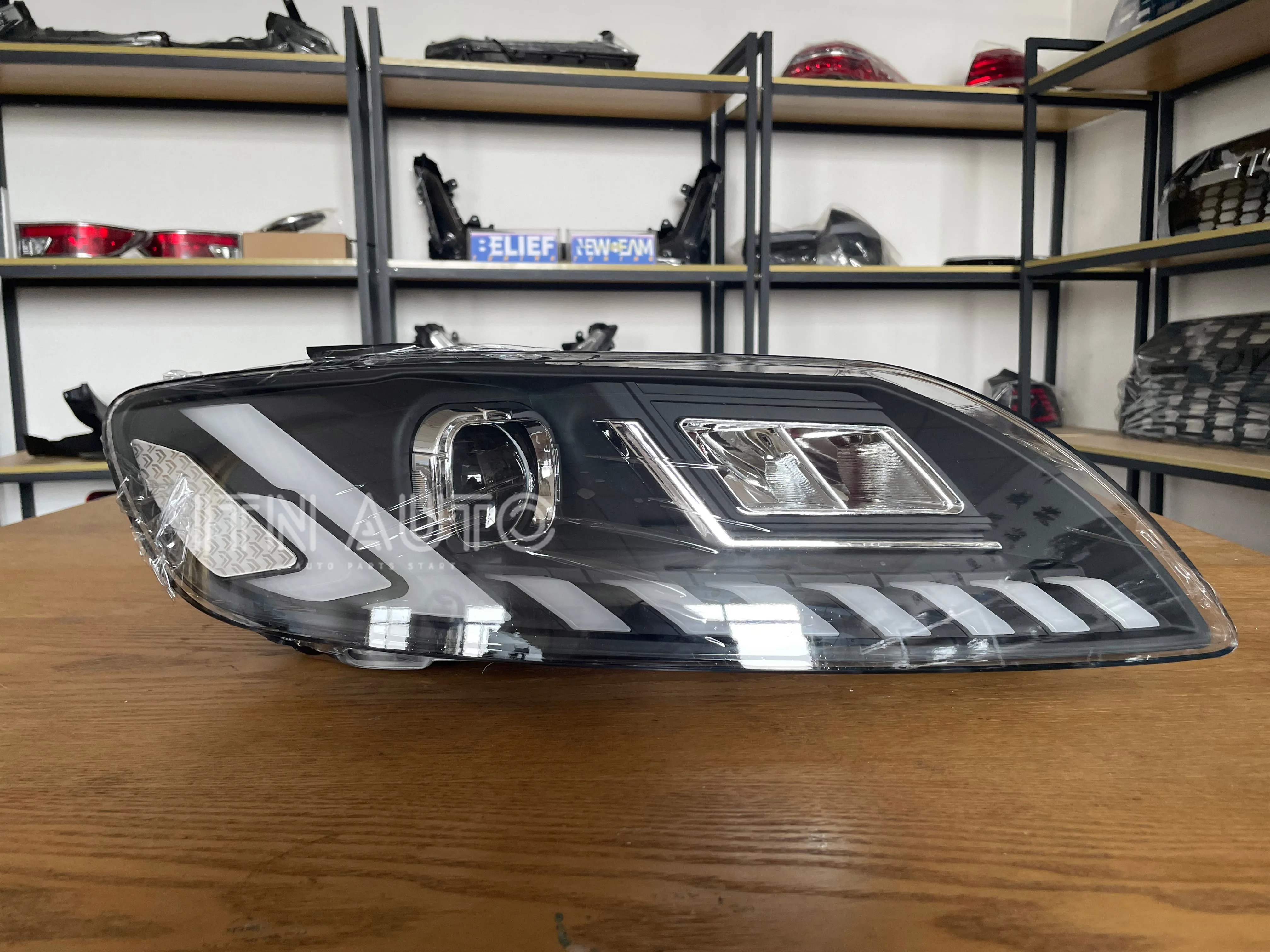 Upgrade full LED dynamic Headlight headlamp For Audi Q7 2006 to 2015 assembly head light head lamp plug and play