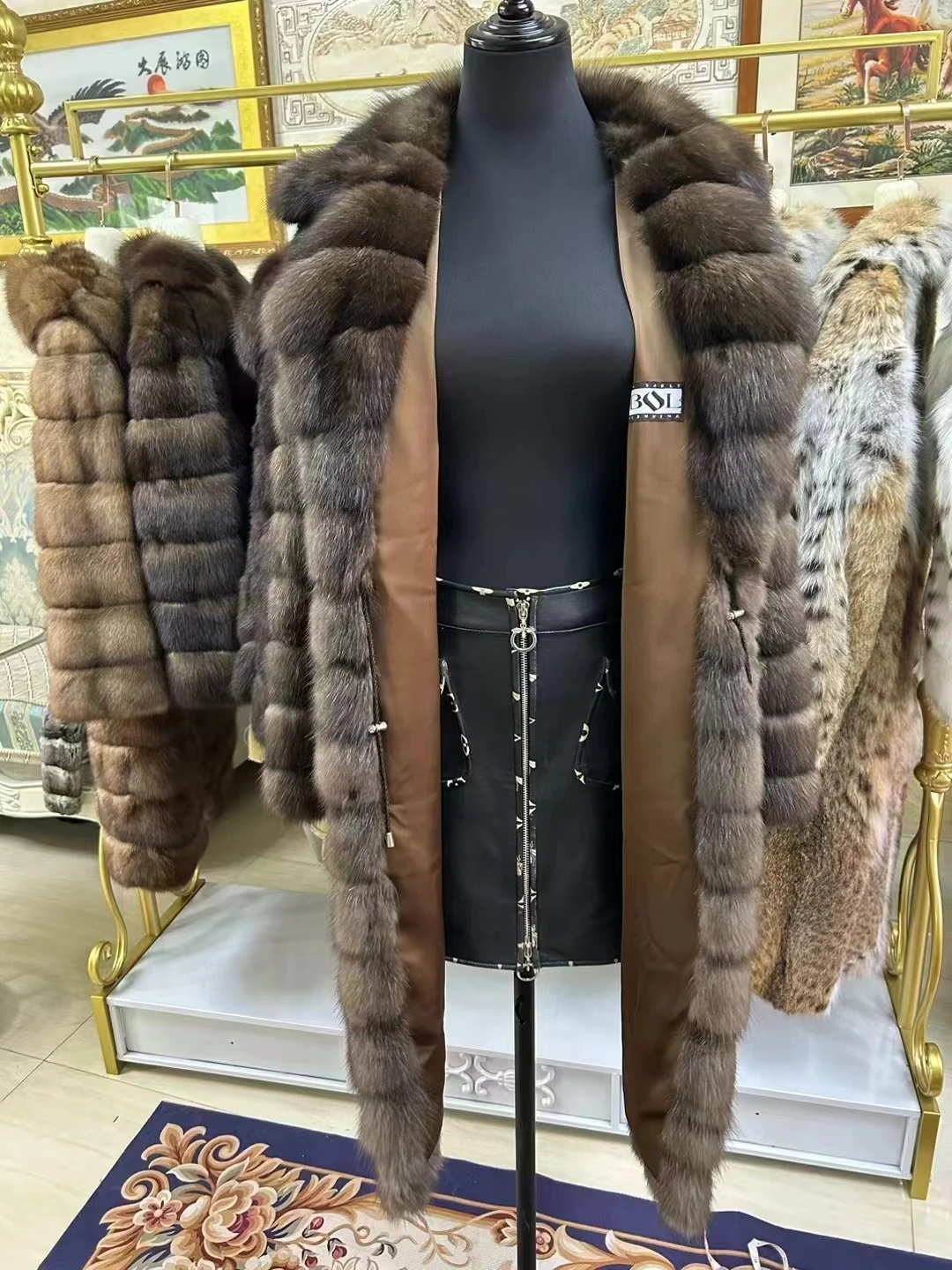 Super  High Quality  Real Fur Coat With Bigger Collar  Winter fur coat   Original Luxury  Fur Jacket