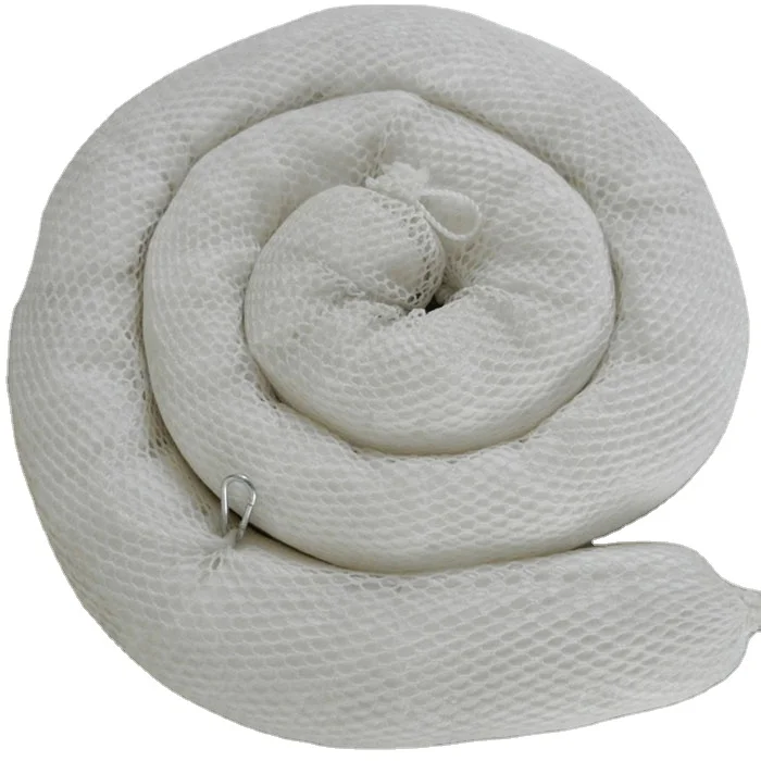 Environmental protection white oil absorbent boom