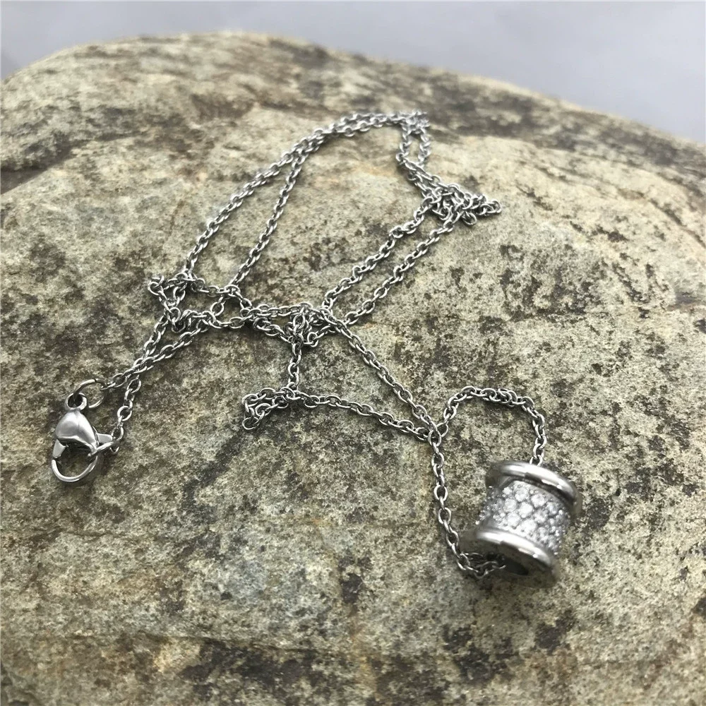 2022 creativity stainless steel luck eye pave zirconia gold palm charm pendant necklace for men and women