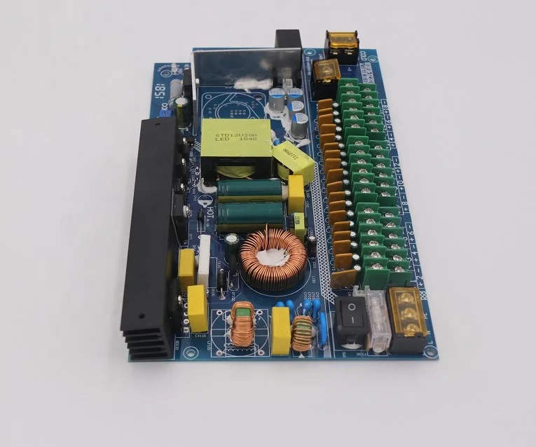 CE FCC ROHS Certificated Approved 18channels Boxed DC 12V 20A 250W Junction Box for CCTV Cameras