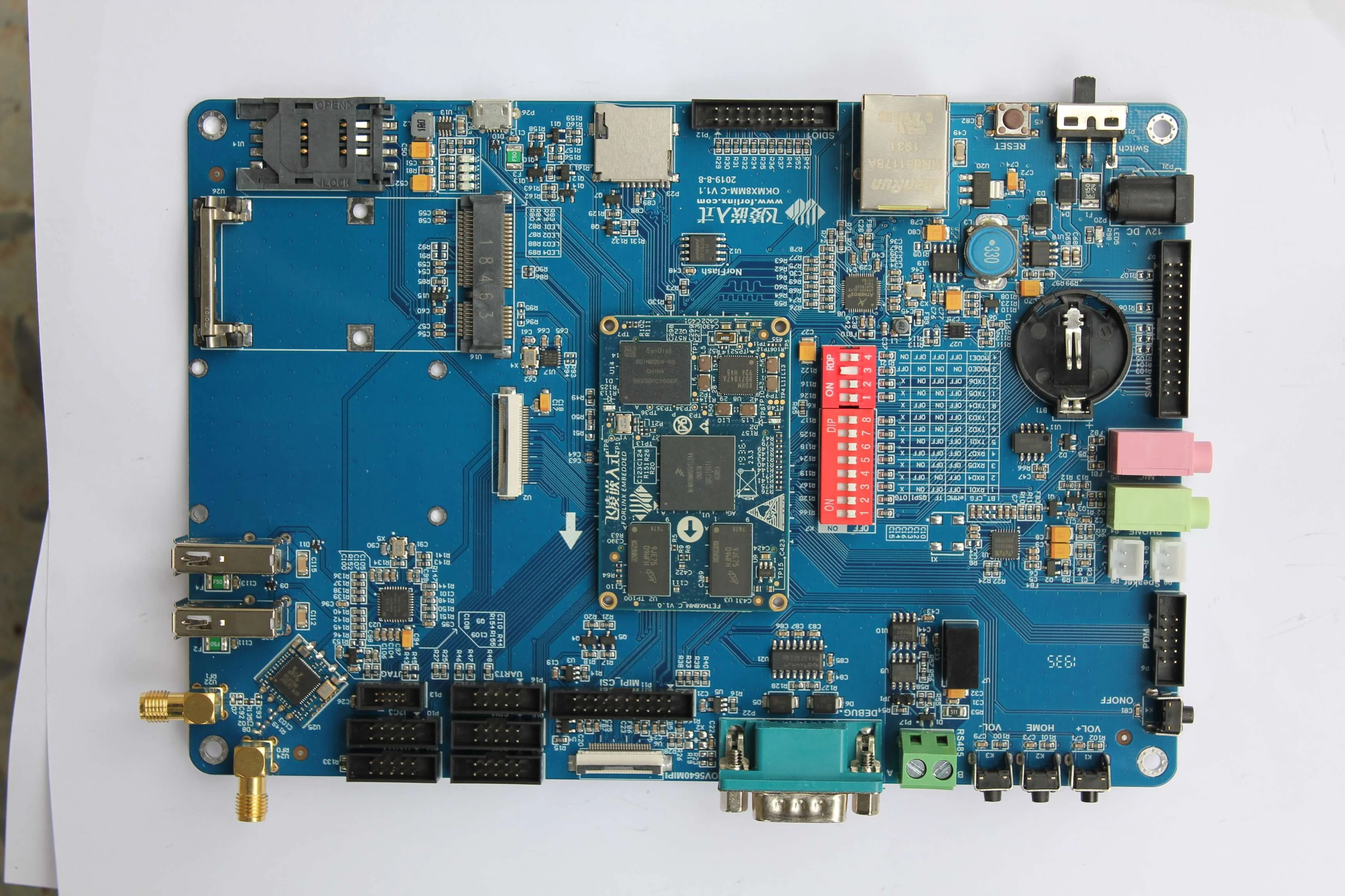 Встроенная система Android9.0 IMX8 макетная