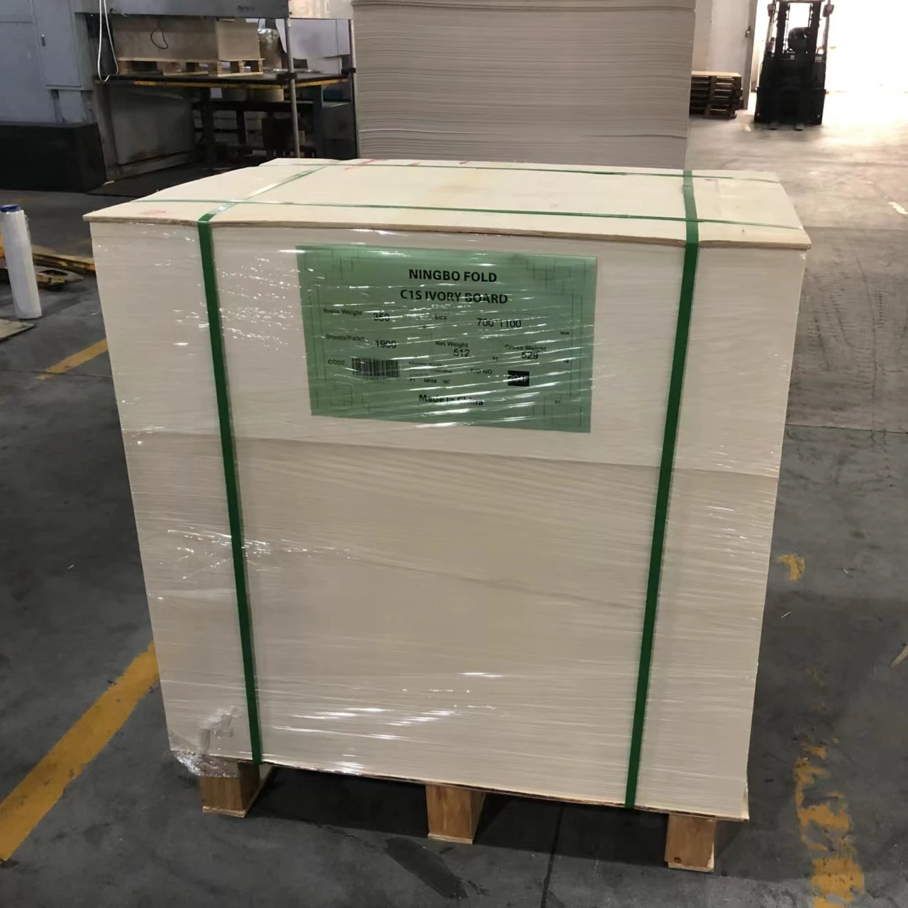 190gsm-400gsm Cardboard Paper C1S SBS FBB Ivory Board Hot Sale For Package One Side Coated Paper Roll Sheet Size