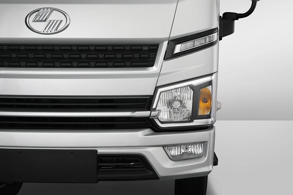 Freight transportation logistics transportation used Light truck from china trucks 4x2 for sale