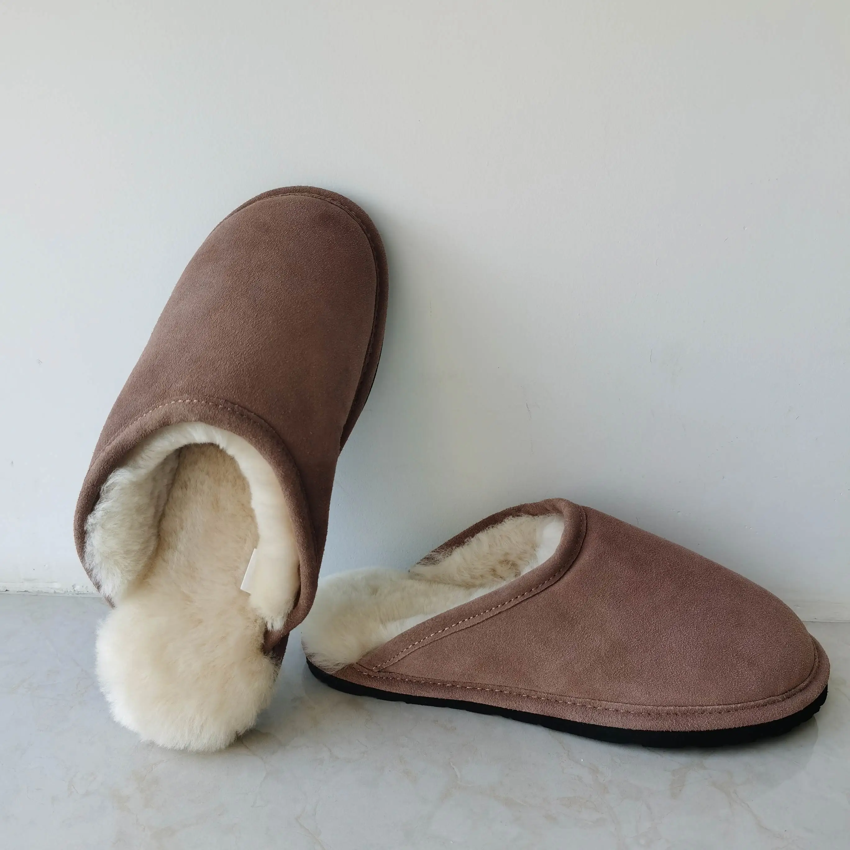 Factory Price Real Shearling Fur Slipper Cow Spilt Leather Sheepskin Fur Slipper Autumn Winter Home Slippers