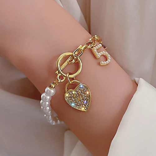 Barlaycs String Bracelet Charm Designer Gold Plated Pearl Beaded Link Chain T Buckle Rhinestone Heart Dangle Jewelry for Women