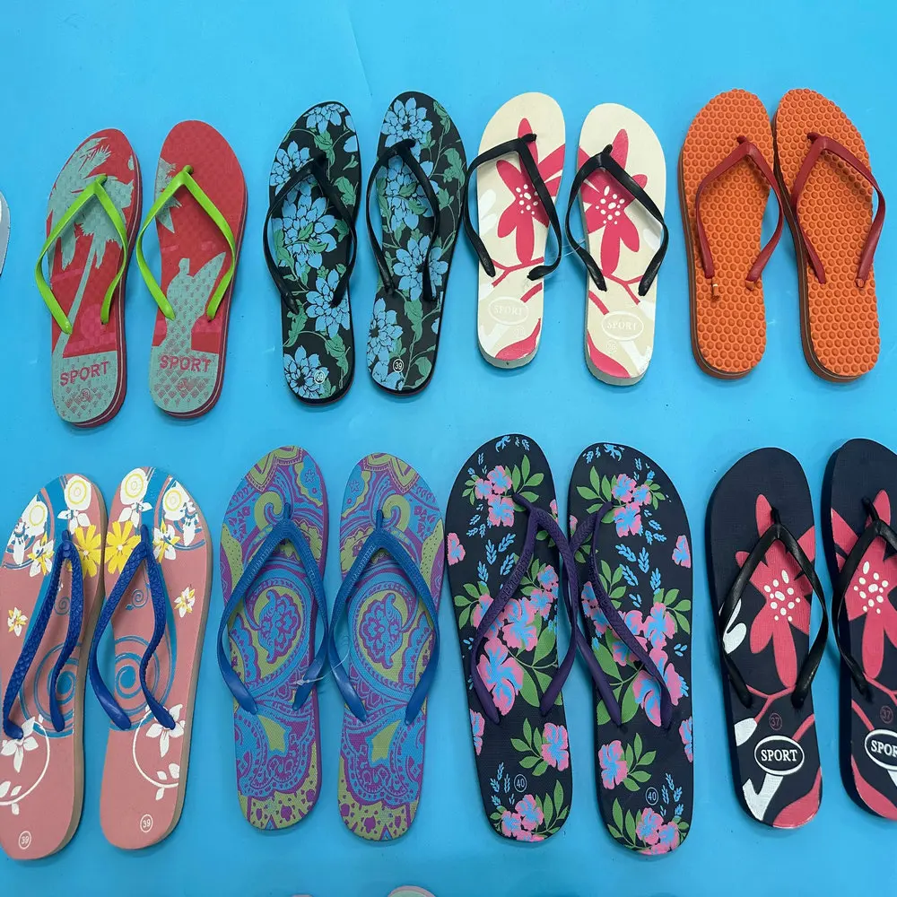 0.48 Dollars Model GLL059 Slippers Size 35-41 Africa Big Feet House Summer Women Large Size New Models Slippers With Colors