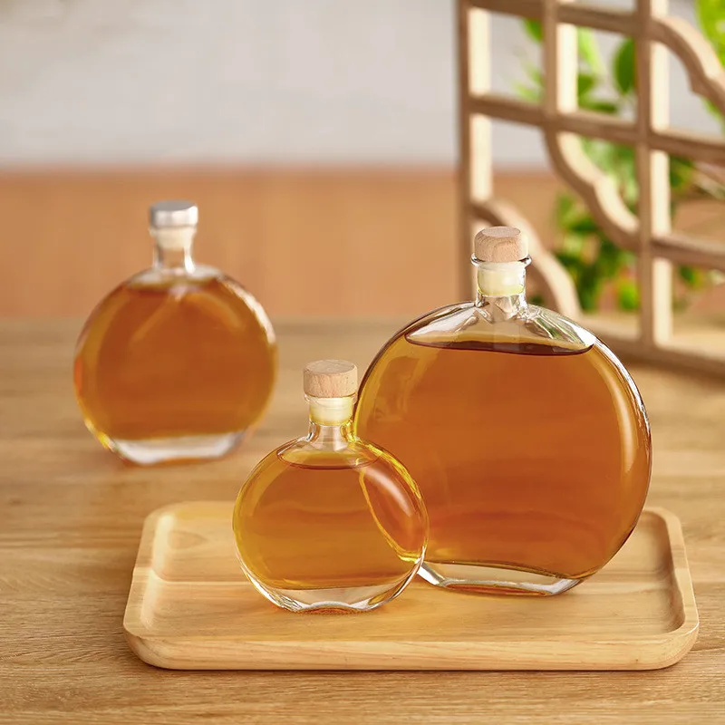 Custom logo Round flat 100ml 330ml 500ml Glass Bottle Wholesale Rum Whiskey Liquor Gin Wine Spirit vodka bottle with cork