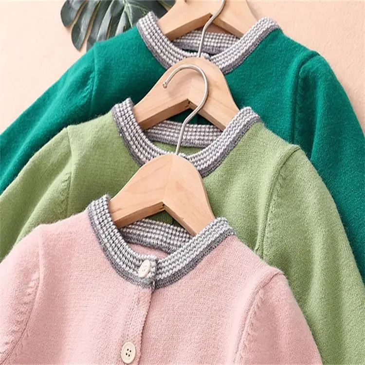 The new Korean cardigan cartoon girl knitted jacquard long sleeve sweater for children in autumn 2020