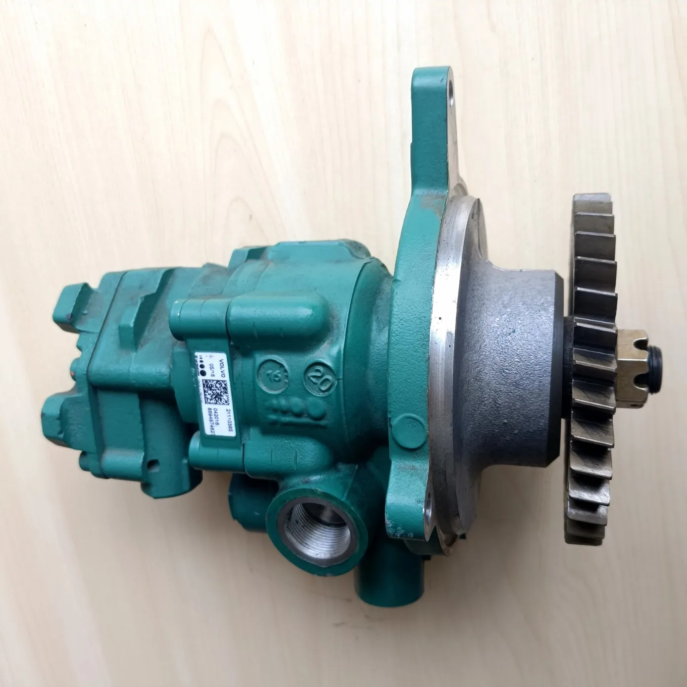 Power Steering Servo Pump  21488833 for Volvo truck