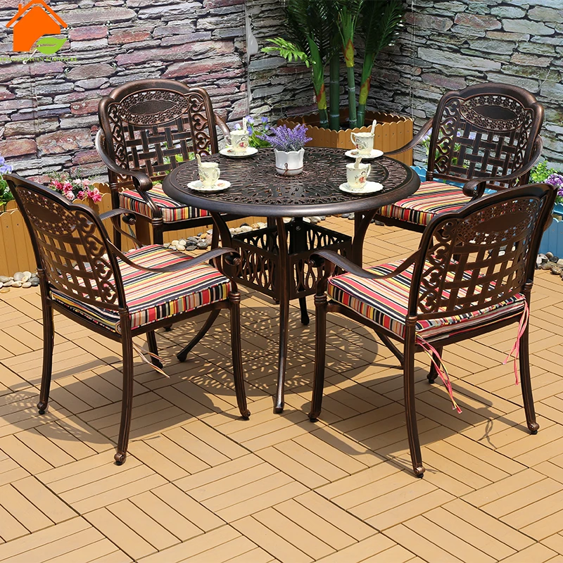 Hot Selling Out Door Furniture Garden Furniture Modern In Low Price  Wrought Iron Table And Chairs Set