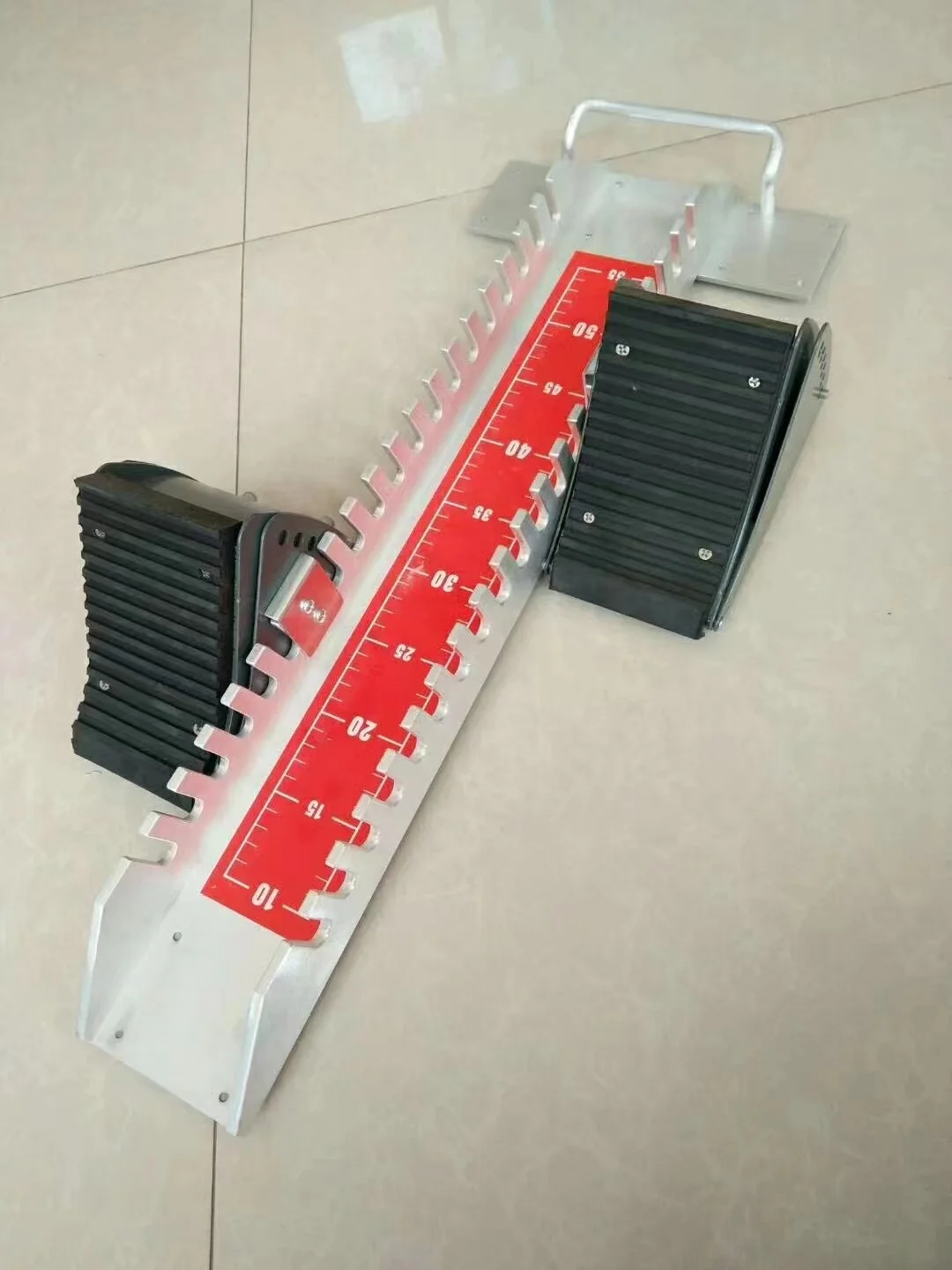 IAAF standard high school used steel and aluminum alloy training competition starting block for running