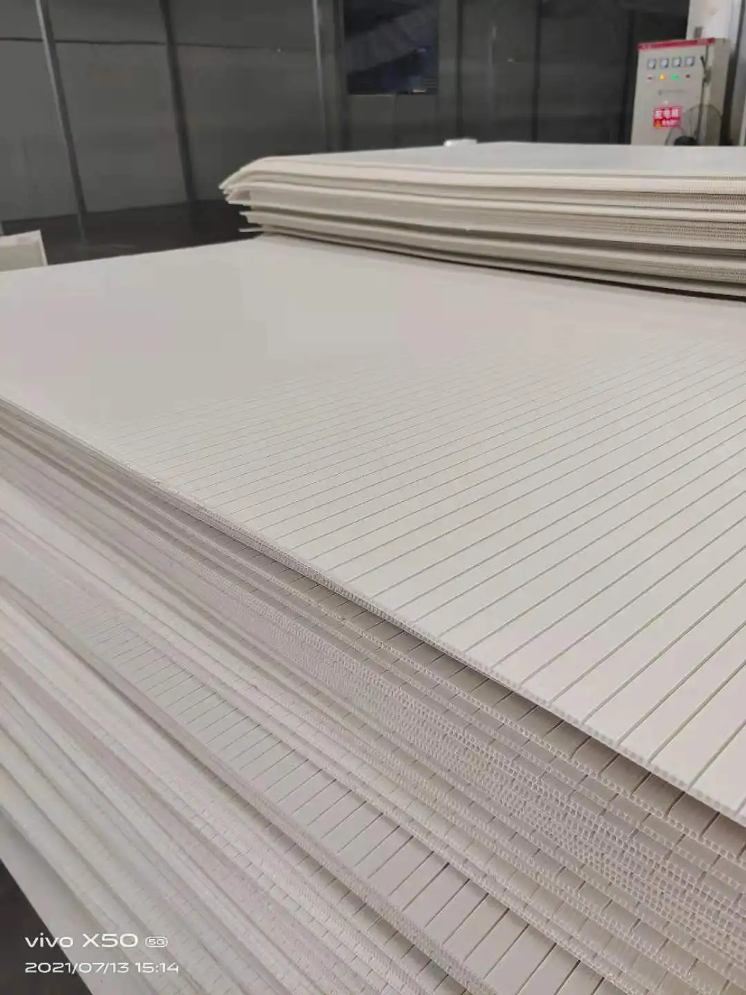 Hot Selling Stone Plastic Hollow Board For Packing Box or Pannel