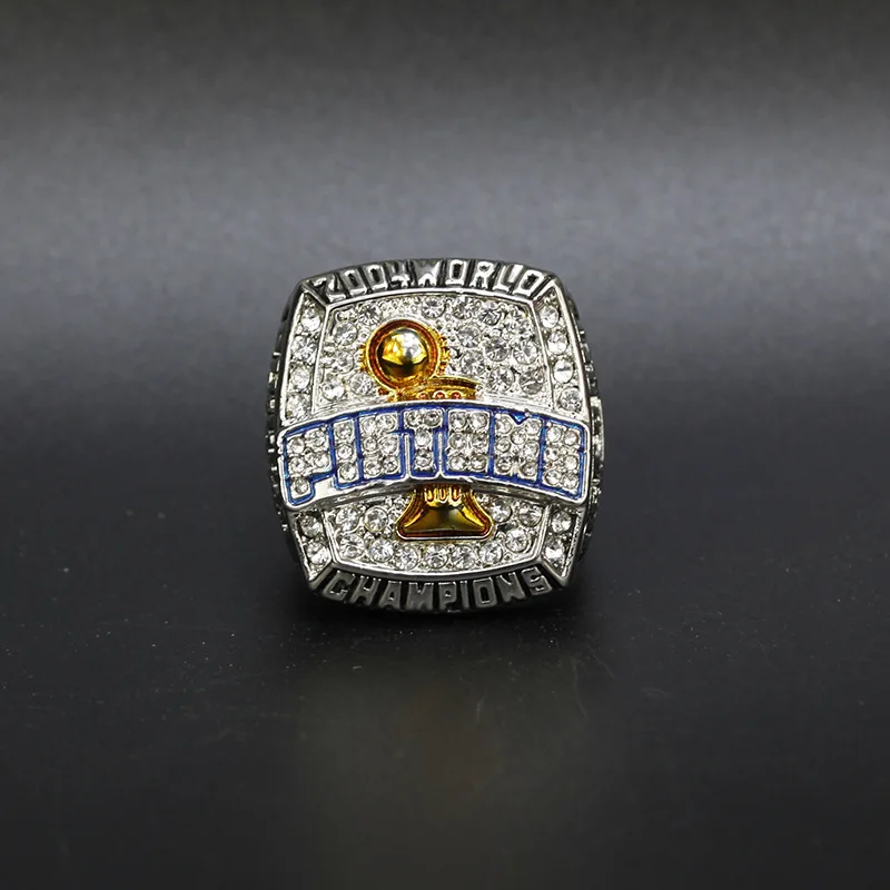 Custom 2004 Basketball Championship ring for the Detroit Pistons Europe and America popular memorial nostalgic classic ring