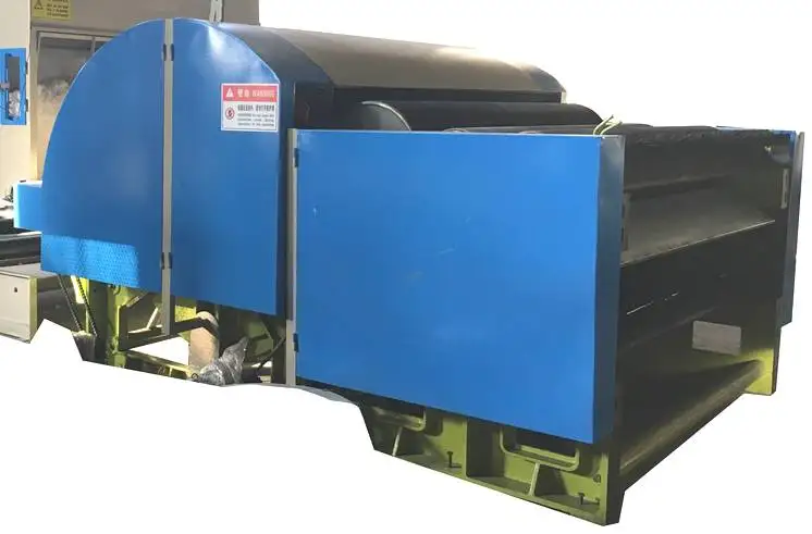 KINGLS automatic carding machine part of glue-free wadding production line suitable to card PP, PET, PVA, fiber to form web