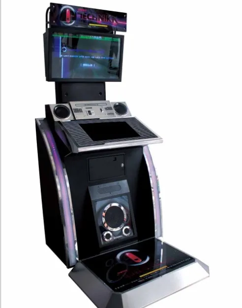 Игровой автомат DJ Max Technik 3