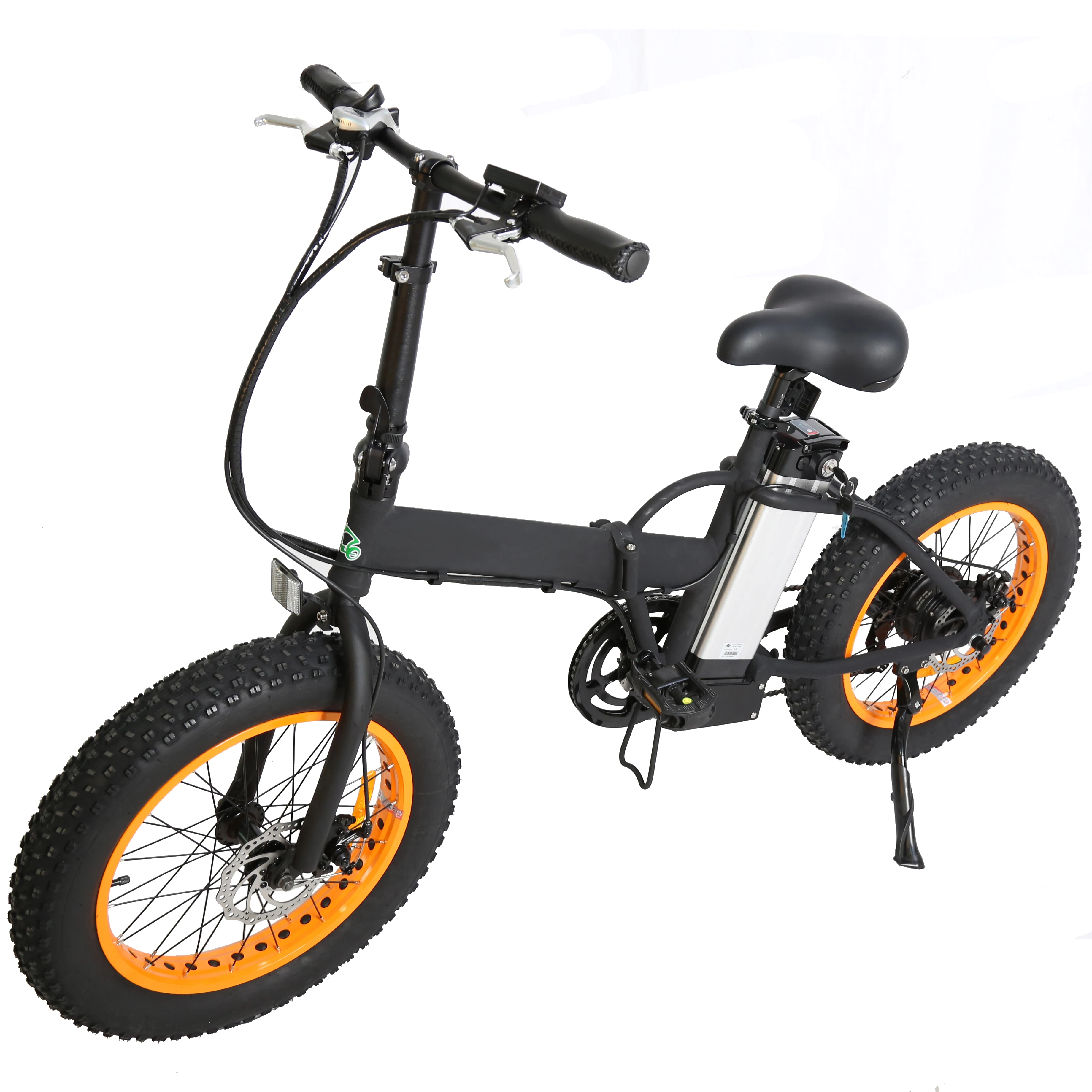Электрический велосипед с толстыми шинами