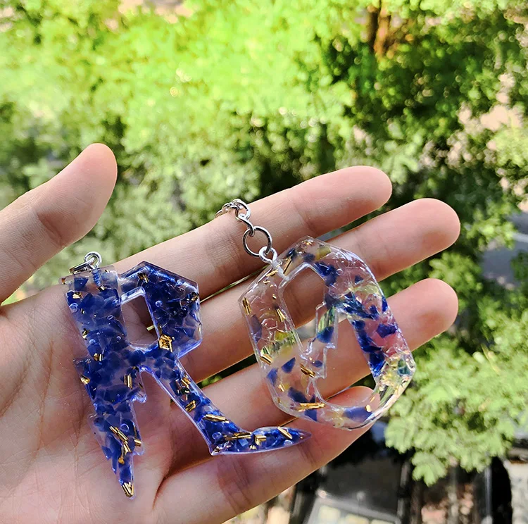 New letter b r d f p s 26 alphabet tassil keychain luxury letter keychain letter keychains