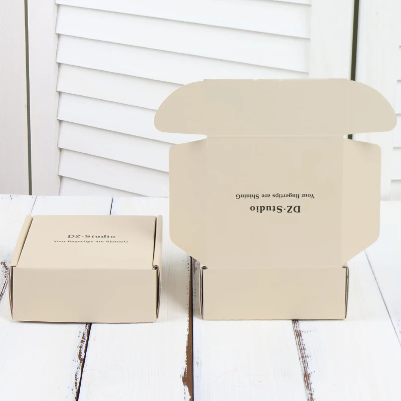 Custom Logo Corrugated Cardboard Shipping Mailers Box Matte Finish Holographic Printing Hat Shoes Underwear Socks Packaging Foil